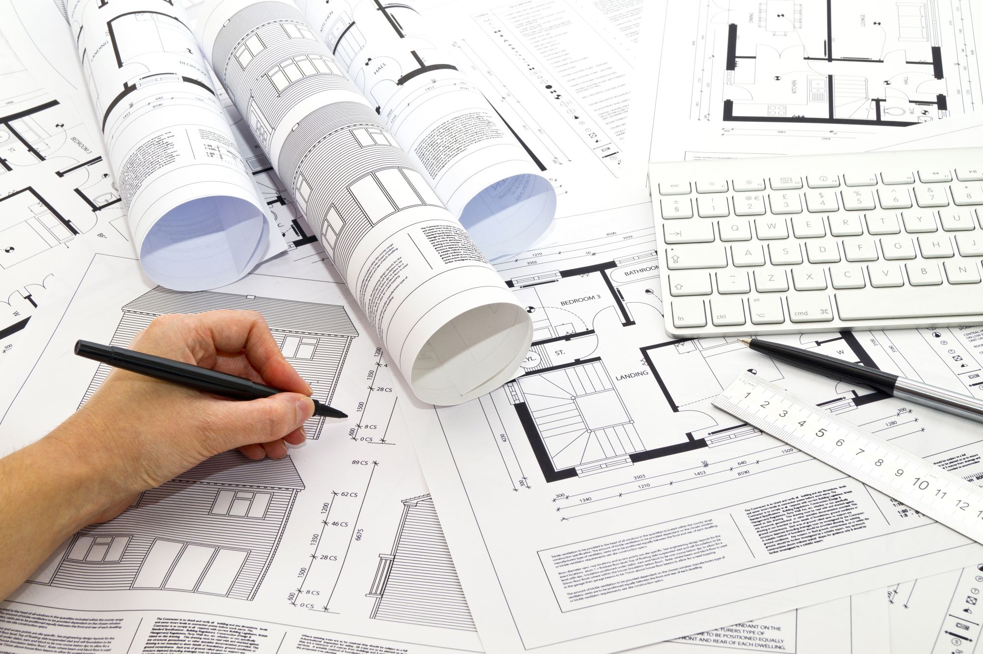 ¿Qué podemos hacer por ti?. Inmobiliaria Pericia en Sevilla