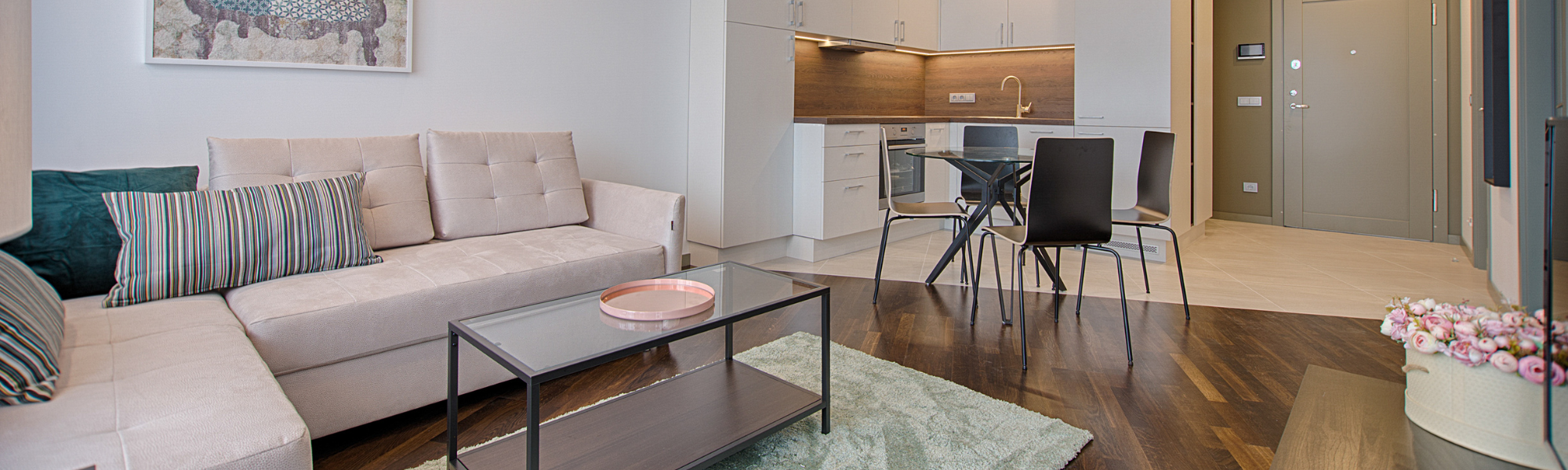 Descubra nuestra gran oferta inmobiliaria. Inmobiliaria Pericia en Sevilla